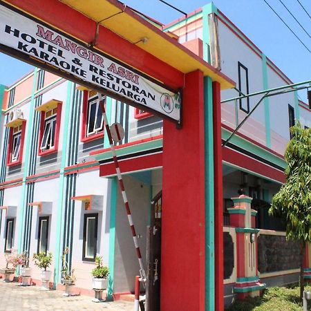 Penginapan Hotel Mangir Asri Giaoag 외부 사진